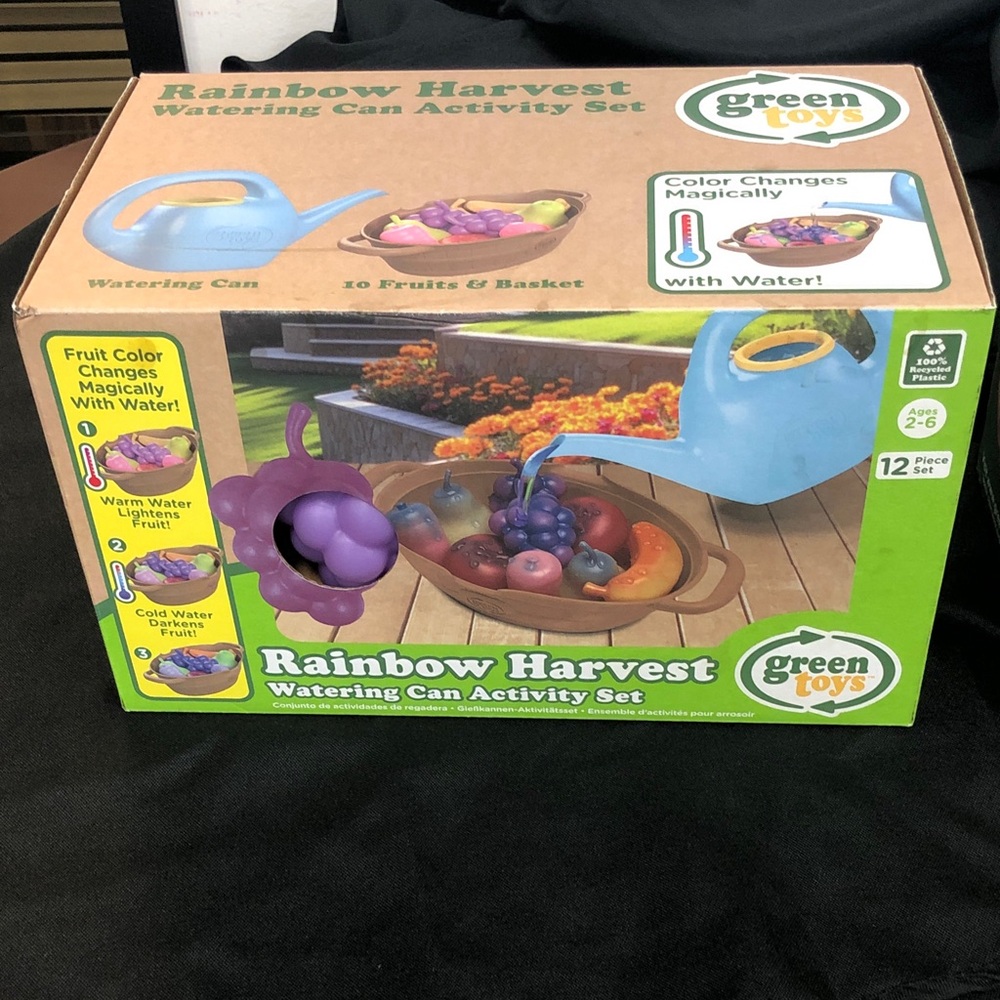 (Purple) Green Toys Rainbow Harvest Watering Can Activity Set